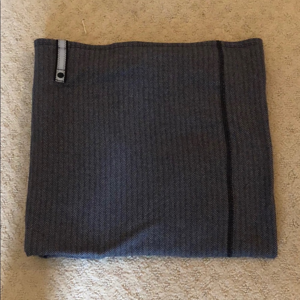Lululemon vinyasa scarf
